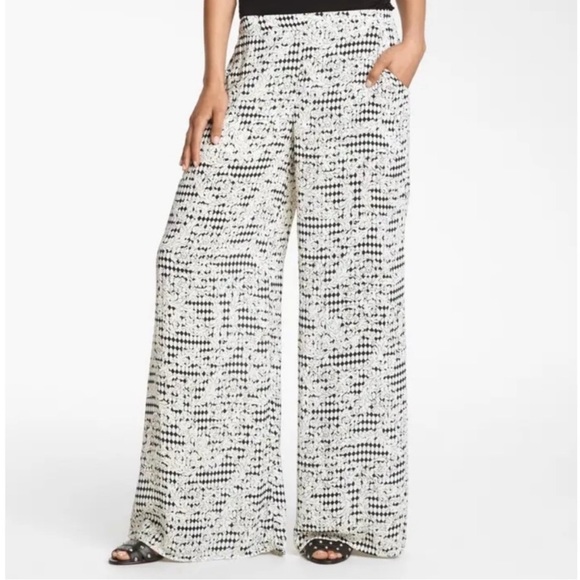 ASTR wide leg pants ornate pattern - Picture 2 of 6